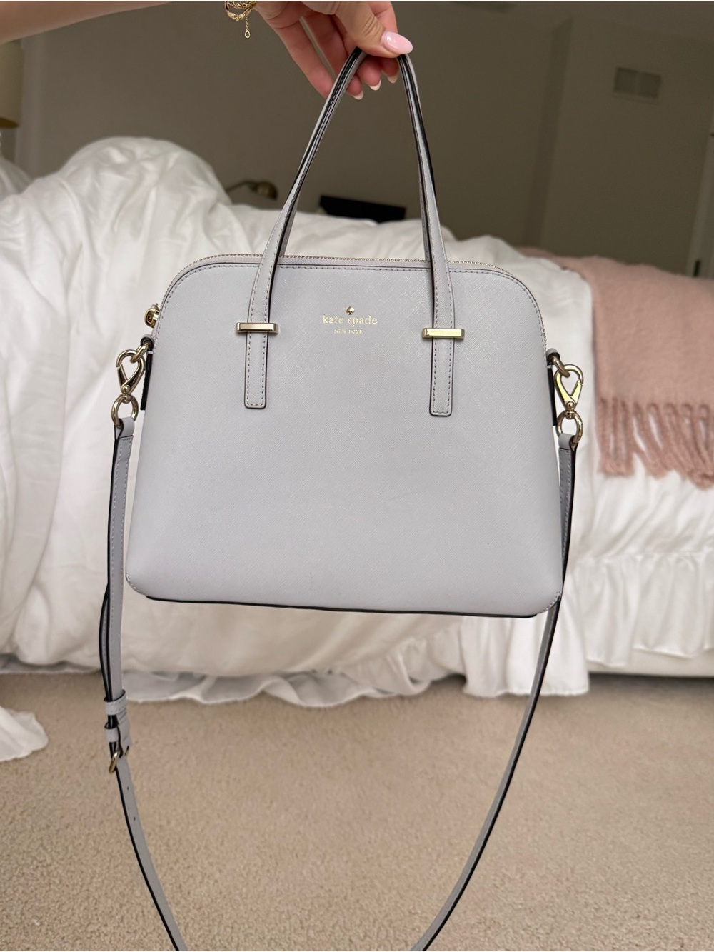 Light gray Kate Spade New York purse